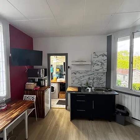 Apartment Near Thermal Baths & Center *